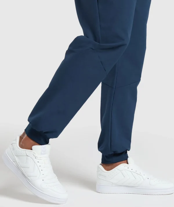Ease Woven Jogger