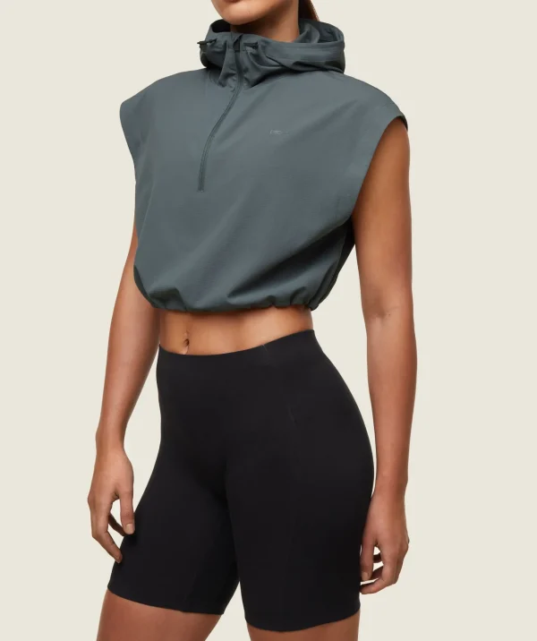 everywear Lightweight Sleeveless Jacket