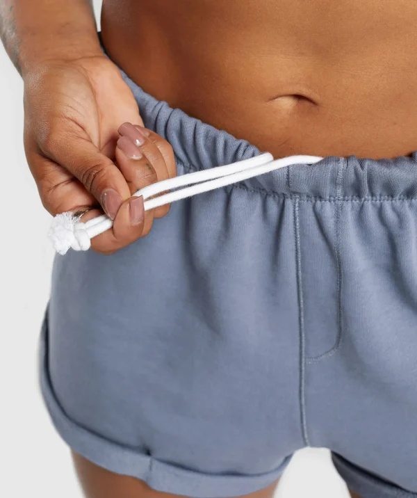 Lifting Loose Shorts